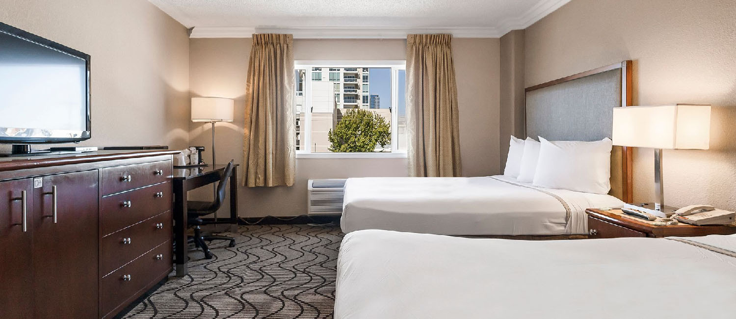 UNWIND IN OUR COMFORTABLE GUEST ROOMS